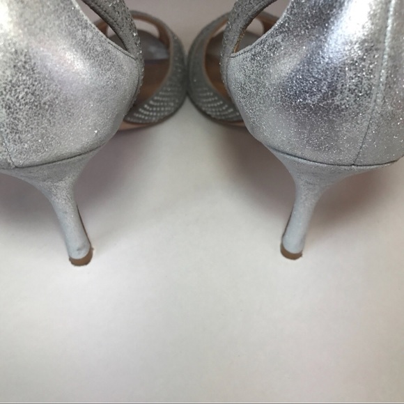 Badgley Mischka Tatiana Silver Metallic Heels - Picture 3 of 6
